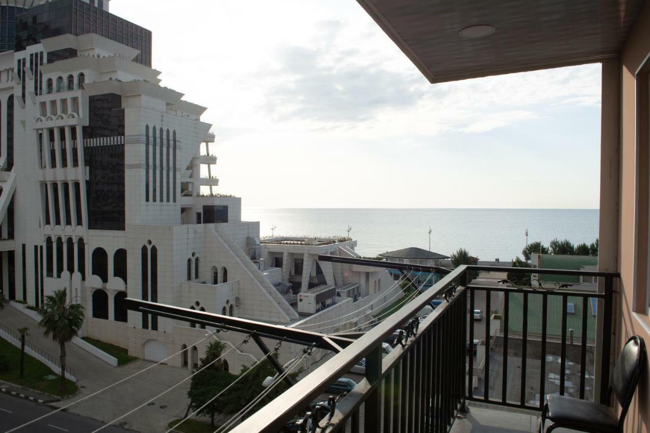 Apartment With Sea View Batumi Eksteriør bilde